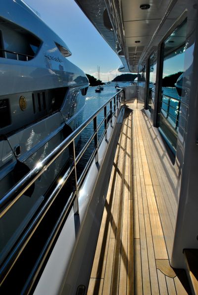 Yacht